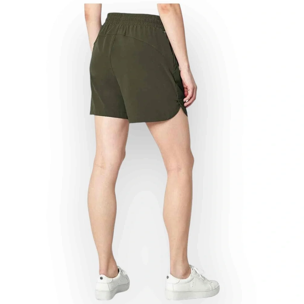 Mondetta Women Olive Green Moisture Wicking Woven Paper Bag Waist Shorts M 552M